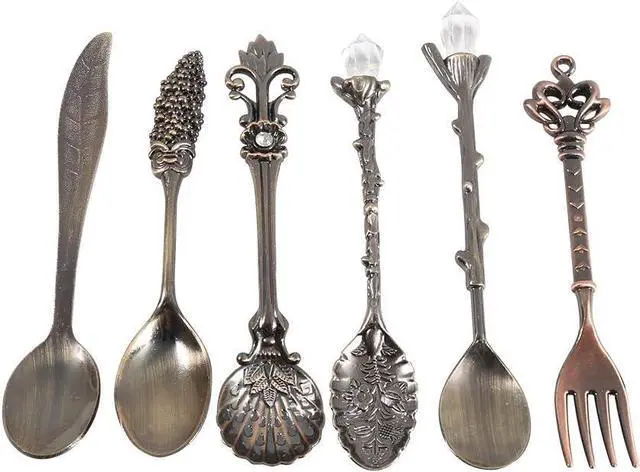Main image of 6Pcs/Set Flatware Vintage Spoon Dessert Coffee Mixing Spoon Teaspoon Ice Cream Spoon Fruit Fork Royal Metal Mini Carved Tableware Fruit Spoon for Kitchen Dining Sweet