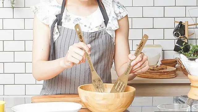 Alt view image 4 of 7 - 5PCS Bee Wooden Cooking Spoons Set,Bee Gifts,Bee Kitchen Decor,Gifts for Beekeepers,Bamboo Cooking Utensil Spoons Housewarming Wedding Mom Kitchen Gift Idea Kitchen Decor