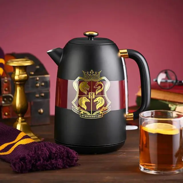 Alt view image 6 of 7 - Warner Brothers Harry Potter 1.7L 1500W Electric Kettle by Select Brands - Features Water Window, Auto Shut Off, Boil Dry Protection, 360 Degree Rotating Base, Black and Gold, WBH-677KE