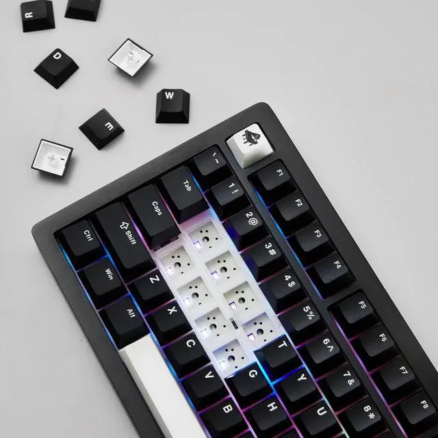 Alt view image 4 of 5 - MONSGEEK M2 V5 VIA Aluminum Mechanical Keyboard Quick Release Tri-Mode Gaming Keyboard with 8000 mAh RGB Hot-swappable Black Piano, Pre-lubed Stellar Rose Switch