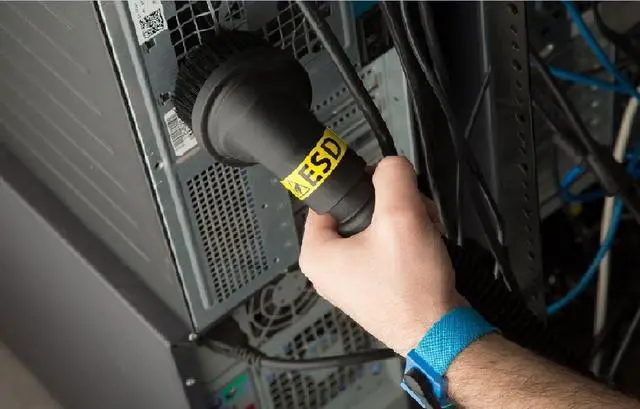 Alt view image 2 of 2 - Metro Vacuum DV3ESD1 DataVac/3 ESD Anti-Static 1.7-HP Vacuum/Blower with Hepa Filter, Black