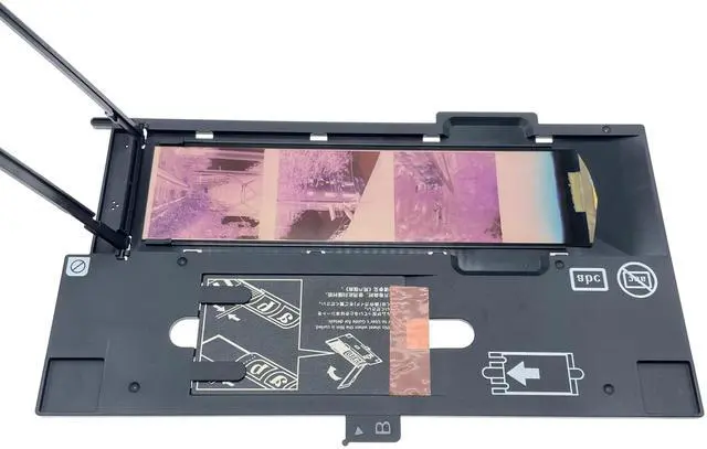 Main image of OKLILI 120 & 220 60mm Photo Scanning Holder Brownie Asp Film Holder Slide Negative Holder Compatible with Epson Perfection V500 V550 V600