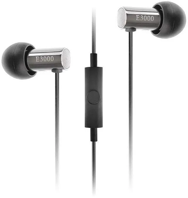 Main image of Final FI-E3DSSC in Ear Isolating Earphones with Smartphone Controls and Microphone - Chrome/Black