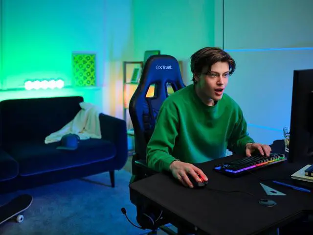 Alt view image 6 of 7 - Trust Gaming GXT 833 Thado NL/US Keyboard with TKL Design - Dutch QWERTY Keyboard Layout, US Keyboard - Anti-Ghosting, Multicoloured LED Lighting, 12 Media Keys, USB Plug & Play, PC/Laptop