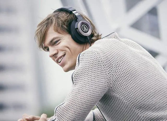 Alt view image 7 of 7 - audio-technica Hi-Res corresponding Headphone Solid BASS ATH-WS1100