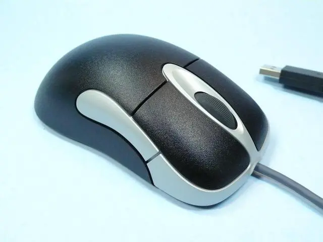 Alt view image 2 of 3 - Microsoft IntelliMouse Optical 1.1A (black)