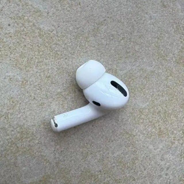 Main image of Original A2083 Right Earbud Replacement for AirPod Pro 1st Gen, Compatible with OEM AirPod Pro Charging Case A2190, A2084, Single Right Ear Side Only