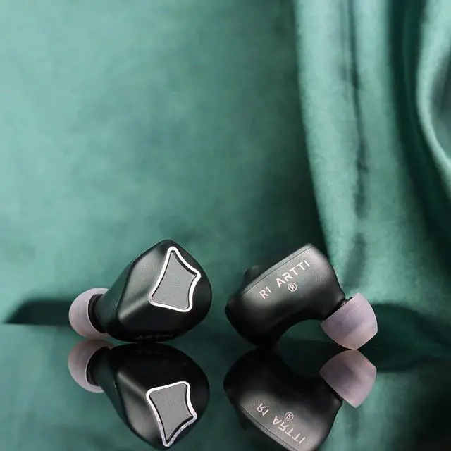 Alt view image 3 of 7 - ARTTI R1 in Ear Monitors Earphones, 3DD HiFi Bass Wired Earbuds Gaming IEM Headphones with Detachable 0.78mm 2pin Cable for Singer Musician Audiophile (no mic, 3.5mm)