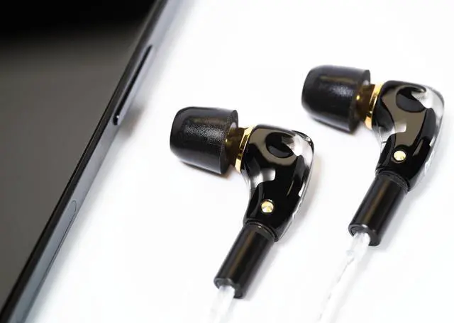 Alt view image 7 of 7 - Campfire Audio Axion - Full Range SDD Portable Hi-Fi Earphone