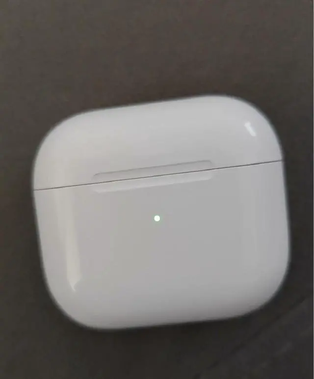 Alt view image 4 of 6 - OEM A2897 Charging Case Replacement for AirPod 3, Original Single Charge Case Only, Comaptible with AirPods 3 A2564, A2565 Earbuds, A2566 Cover (No Earbuds)