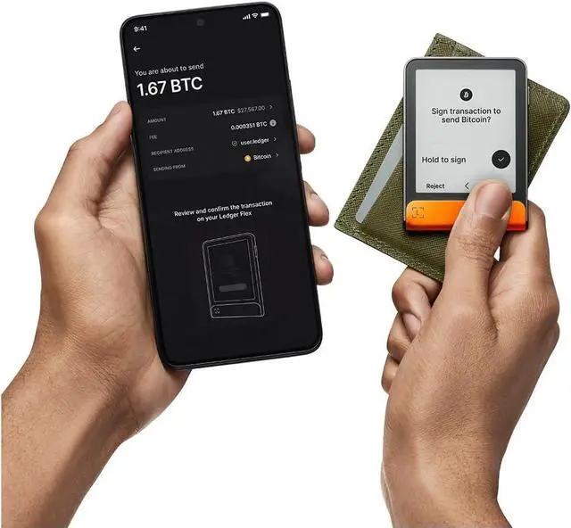 Alt view image 3 of 6 - Ledger Flex - Now Including Ledger Recovery Key - Discover The World's Most intuitive Hardware Wallet, Enhanced with a Quick, Easy Backup Access (Bitcoin Edition)