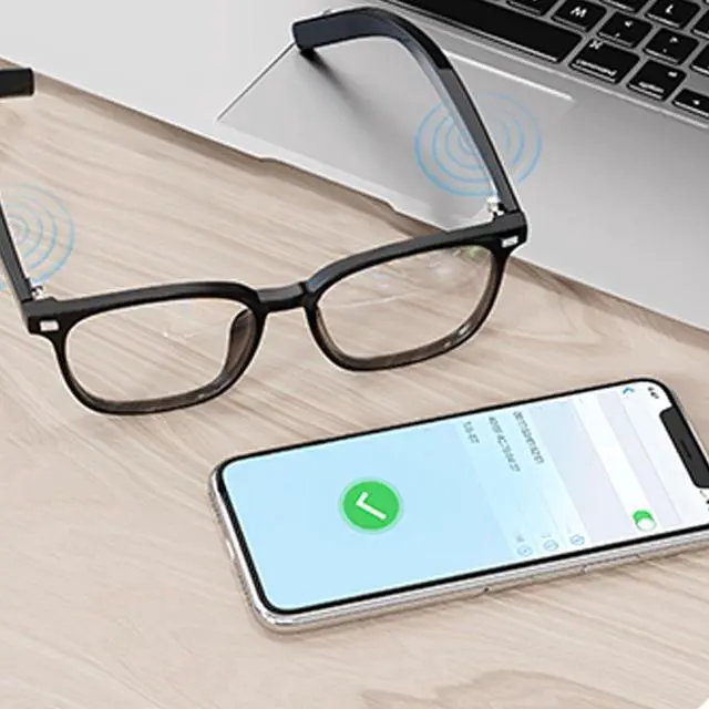 Alt view image 2 of 7 - AI Translator Glasses for 118 Languages - Real Time Translation with Interchangeable Lenses and Immersive Sound Quality