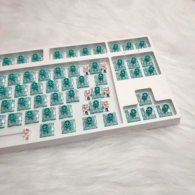 Alt view image 3 of 4 - Qinglong Linear Mechanical Switch  49gf Actuation, 3.8mm Total Travel  5-Pin Smooth POM Stem for DIY RGB Keyboards(10PCS)