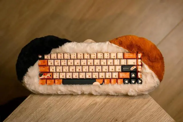 Alt view image 6 of 7 - DRY STUDIO PETBRICK 65 2.4G Wireless Gaming Keyboard 65%, World's First Fluffy, Pettable Custom Mechanical Leaf Spring Keyboard, Switch Between Two Styles Any Time, Odd Eye