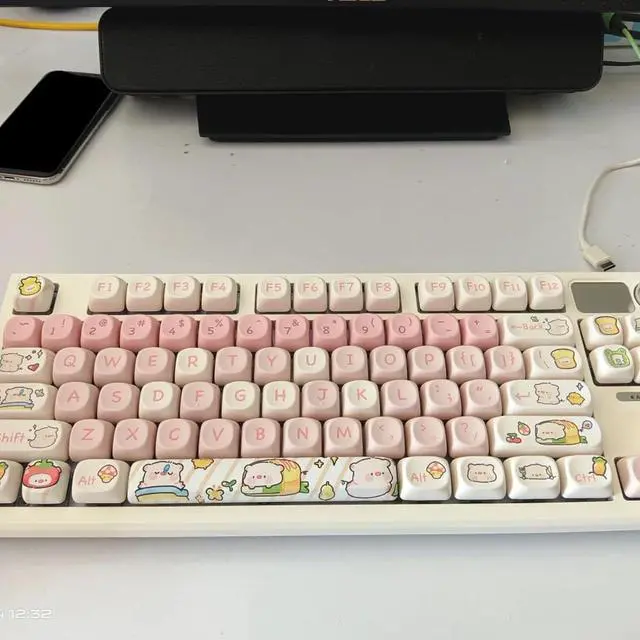 Alt view image 2 of 7 - Ubxvamm 118Keys Pigs Themed Keycaps Dye Sublimation Height Keycap for Switches Mechanical Keyboards