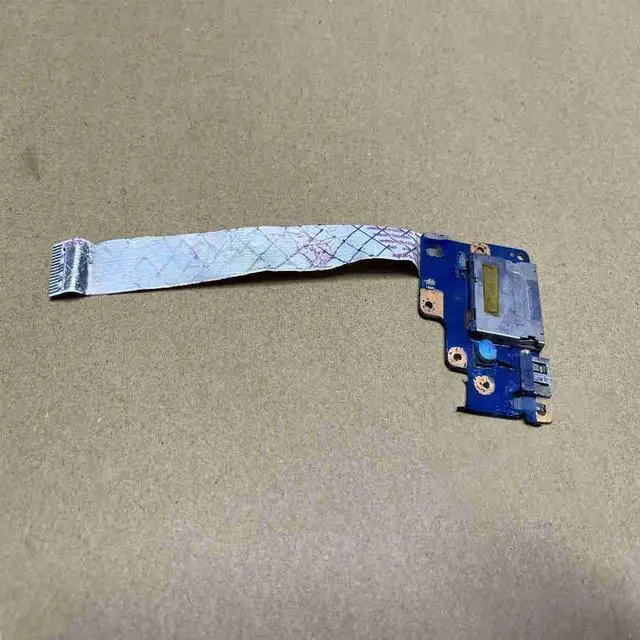 Main image of 15-5547 P39f Series B011P USB Card Reader Board with Cable 00603H