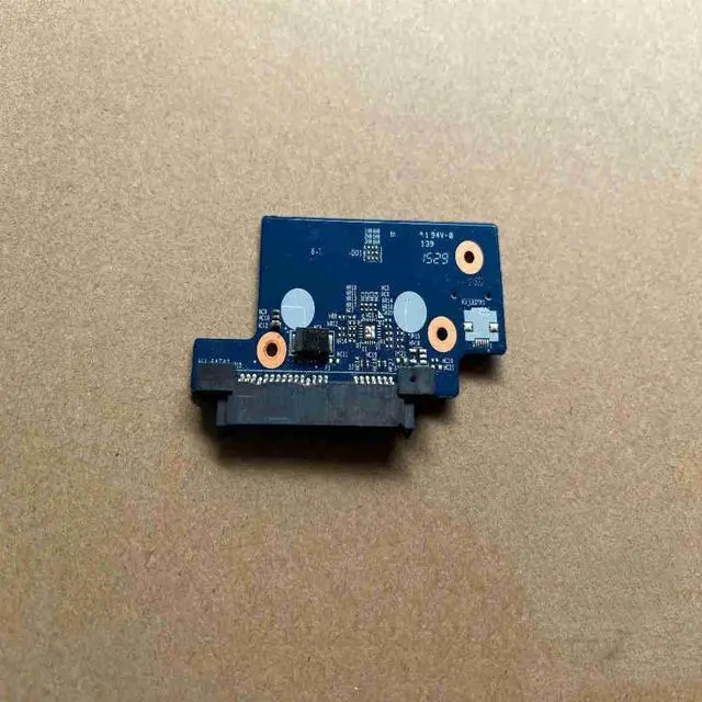 Main image of P65RN M700-I5 D1 K650D Hard disk board Hard disk interface 6-71-P65RN-D01