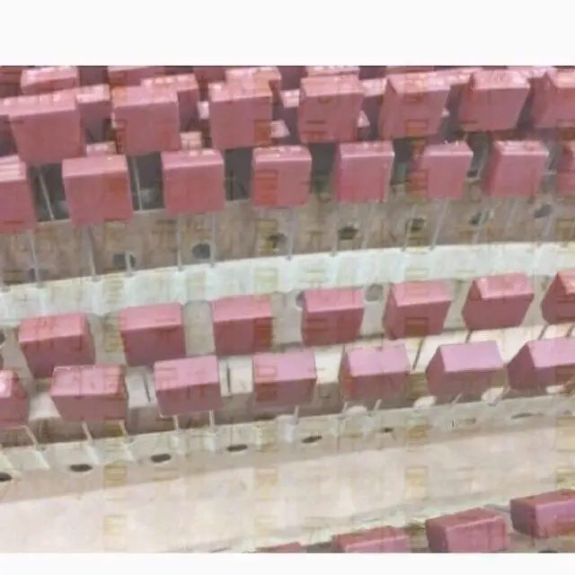 Main image of 10 square fuses 396 0.25A T250MA 125V