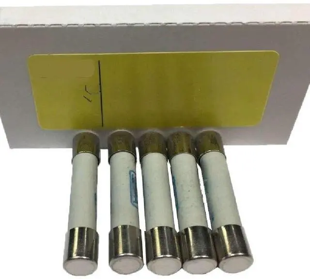 Main image of 1 piece fuse 7006584 16A 10A/20A 6*32 400V grl