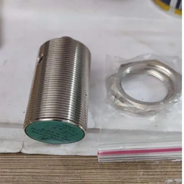 Main image of NBB15-30GM60-A2-V1 NBB15-30GM60-A0-V1 Inductive Proximity Switch Sensor