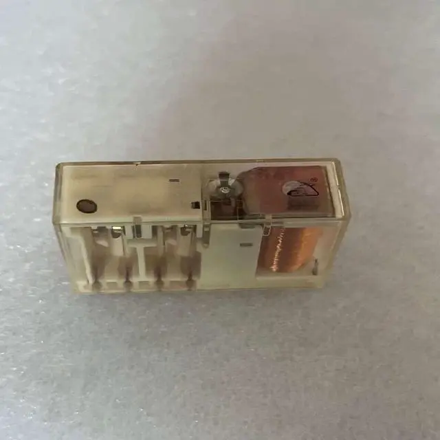 Main image of 1 piece of disassembled genuine relay: OA 5611.48/2503L1/61 24V safety relay disassembled