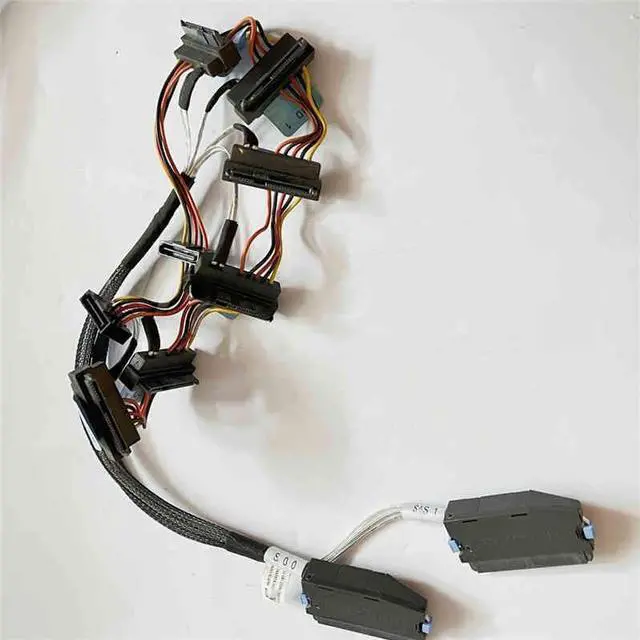 Main image of T110 S300 SAS hard disk cable assembly 659N2 0659N2
