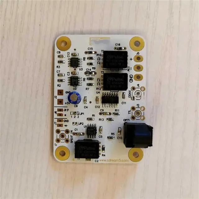 Main image of Digital signal output CD drive buffer output board optical fiber coaxial AES balanced