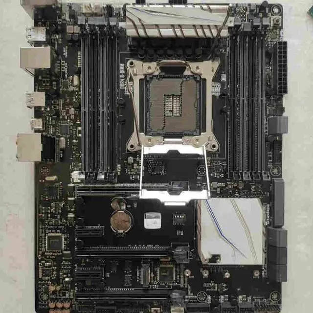 Main image of FOR to X99-E motherboard 2011V3 E5-2678V3 CPU