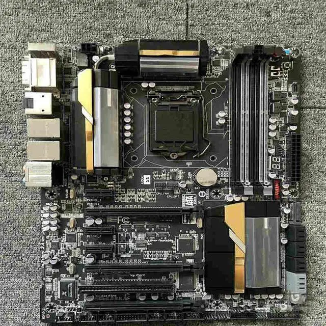 Main image of FORZ87X-UD5H motherboard desktop 1150 pin large board dual network card 10SATA multi-graphics card SLI USB3.0/2.0