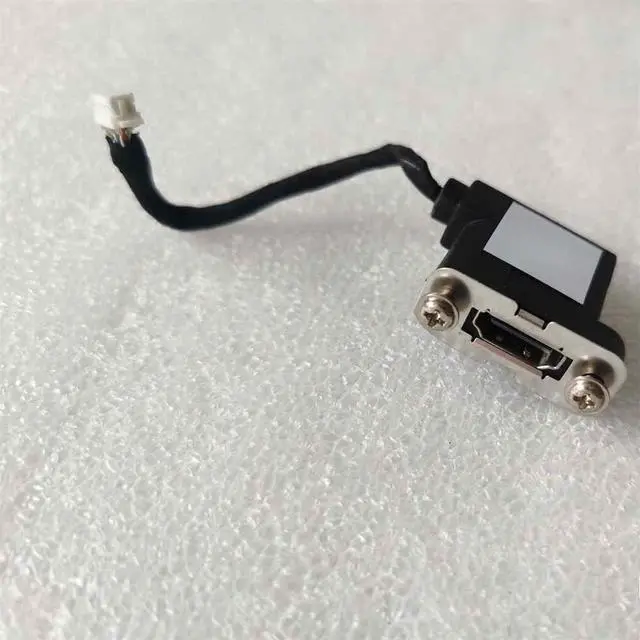 Main image of P320 m700 m710q m910q m910x data cable 04X2752 with screws