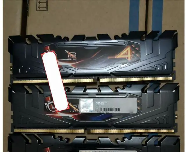 Main image of Suitable for 8G 8GB 4 2400 F4-2400C15S- 8GRK gaming vest desktop memory bar