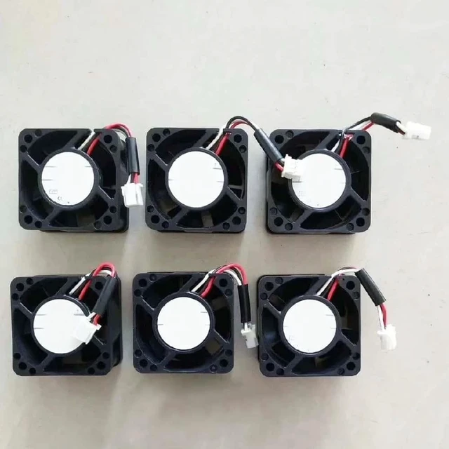Main image of Six 04020VA-24P-BL and 06025SA-24Q-BL 24V 0.13A fan drive sockets