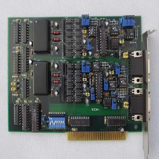 Main image of PCL-728 A1 12-bit 2-channel isolated analog output card