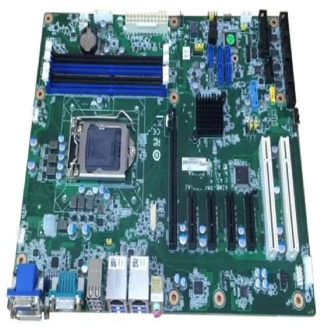 Main image of AIMB-786 motherboard, LGA1151, 8th/9th generation industrial motherboard, AIMB-786G2, with triple display.