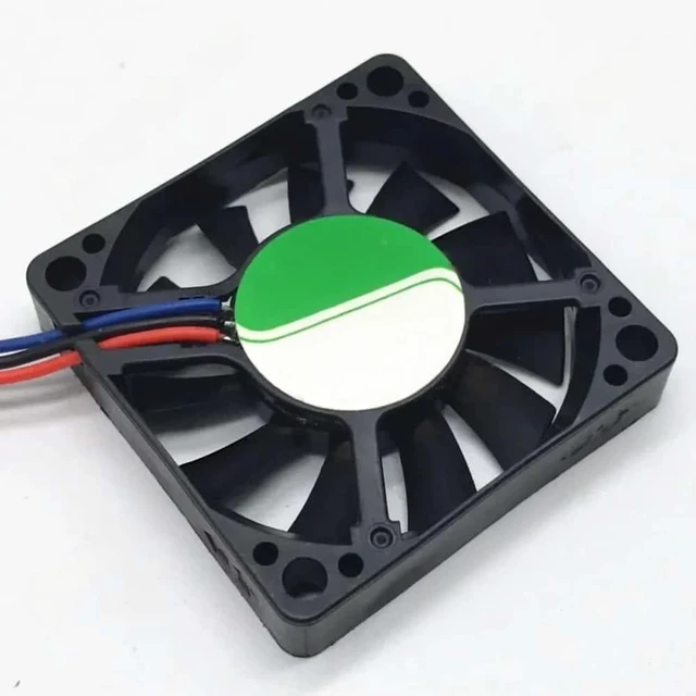 Main image of D34666-57 DC 12V 0.07A 50x50x10mm Three-wire cooling fan