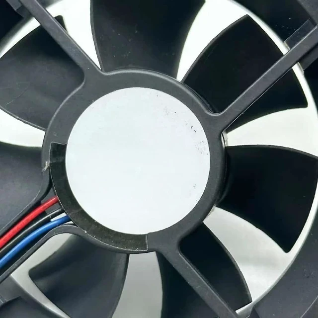 Main image of Electronic AUB0812VH 5D1R DC 12V 0.41A 80x80x25mm Server Cooling Fan