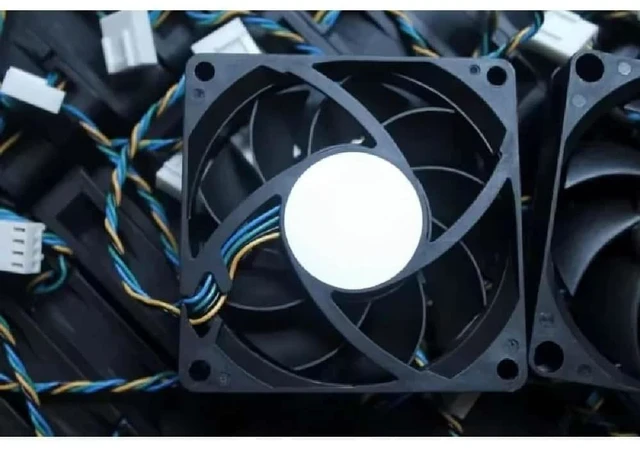 Main image of Electronic AFB0712HHB CJ21 Server Cooling Fan DC 12V 0.45A 70x70x15mm