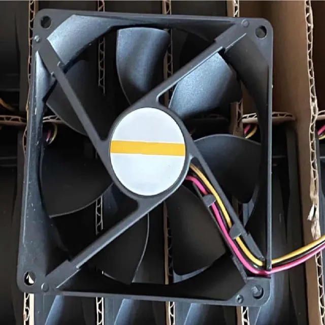 Main image of FD129225LB-N DC 12V 0.10A 90x90x25mm Three-wire cooling fan