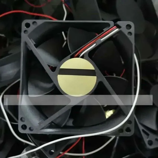 Main image of AD0948HB-A73GL DC 48V 0.13A 90x90x25mm Three-wire cooling fan