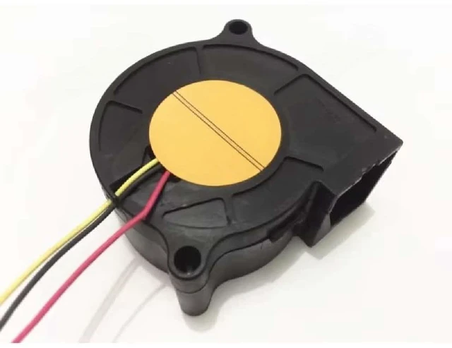 Main image of GAMMA26 D05F-12BS2 DC 12V 0.15A 50X50X25mm Three-wire cooling fan