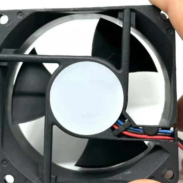 Main image of Electronic EFB0824EHF SV74 DC 24V 0.35A 80x80x32mm Server Cooling Fan
