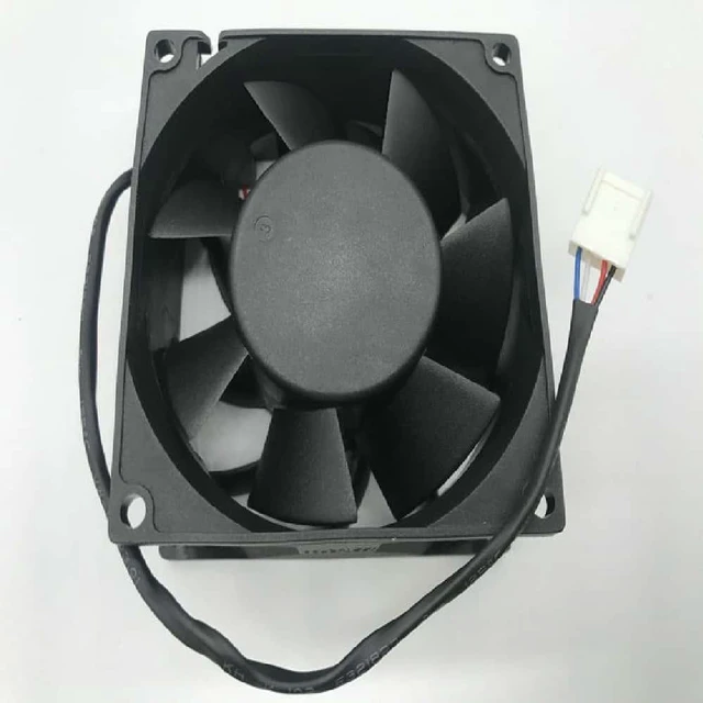 Main image of AD0818XB-F7BDS DC 18V 0.90A 80x80x38mm 4-wire 80mm cooling fan