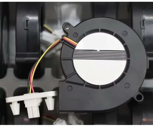 Main image of Motor 9BD12SC6-4 DC 12V 0.3A 70x70x20mm Cooling Fan