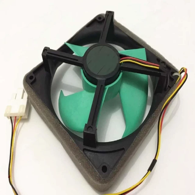 Main image of 4715JL-04W-S29 5G06A72 Refrigerator Fan DC 12V 0.23A 125x125mm Three-wire