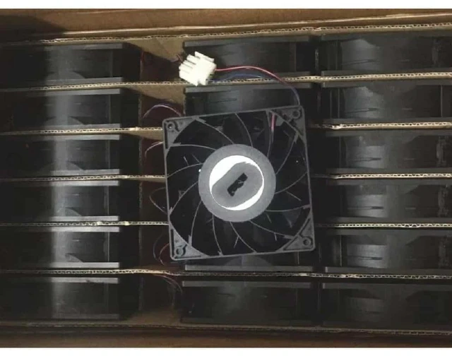 Main image of Electronic FFB1248EHE 4B77 DC 48V 0.75A Three-wire 120x120x38mm Server Cooling Fan