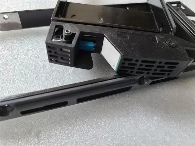 Main image of For 5541892-A 600G 10k J600SS 2.5 Storage Hard Drive Rack