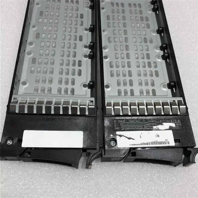Main image of For 00L4520 85Y5863 450G 10K 6Gb V7000 storage hard disk rack