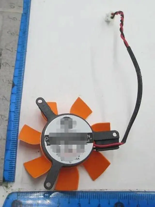 Main image of FOR FAN FOR GTX 750 Inno3D Green GTX 750 LP GT740 LP 2GB narrow model PLA05015s12m n264-00 AD14-9110593