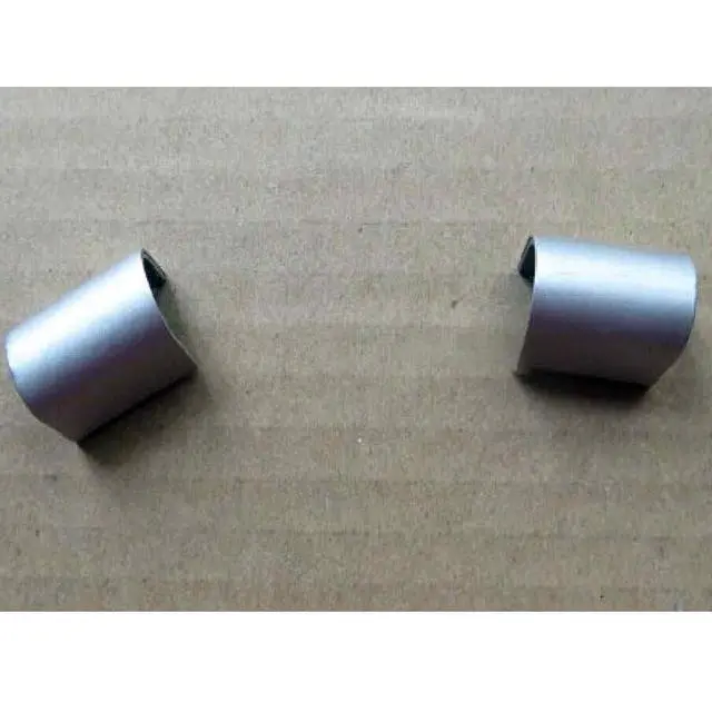 Alt view image 2 of 2 - Suitable for Z30 Z30-A Z30-A1301 R634 laptop LCD screen hinge cover R+L