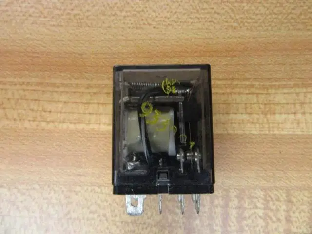 Alt view image 2 of 4 - 3 Pack of TE CONNECTIVITY/Potter & BRUMFIELD K10P-11A15-24 Power Relay, DPDT, 24VAC, 15A, Plug in